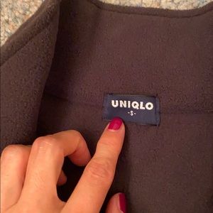 2 for $4 Uniqlo dark brown fleece sweater S